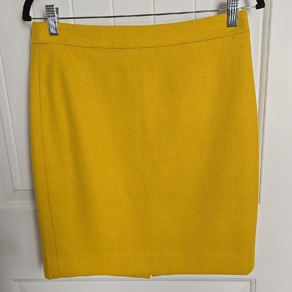 J. Crew Dresses & Skirts - J. Crew Yellow The Pencil Skirt for Casual Work Preppy Business Office